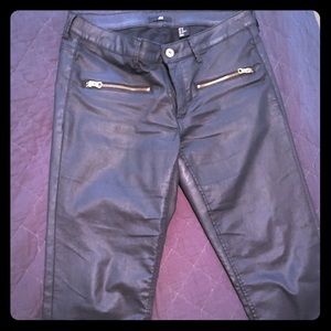 Size 12 Black mid-rise skinny jeans